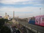 Victory Monument Sky Train station