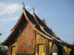 Wat Xieng Thong rooftops